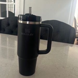 30oz black Stanley cup